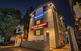 Fabhotel Starwood Residency - 100M From Dr Dy Patil Stadium